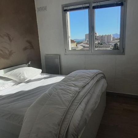 Residence De La Plage Appart A 2 Pas De La Plage Et Du Marche Сен-Сиприен Экстерьер фото